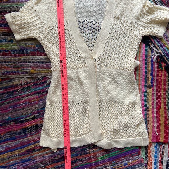 School Teacher Vibes Open Weave Cream Colored Short Sleeve Belted Sweater L - Picture 8 of 8